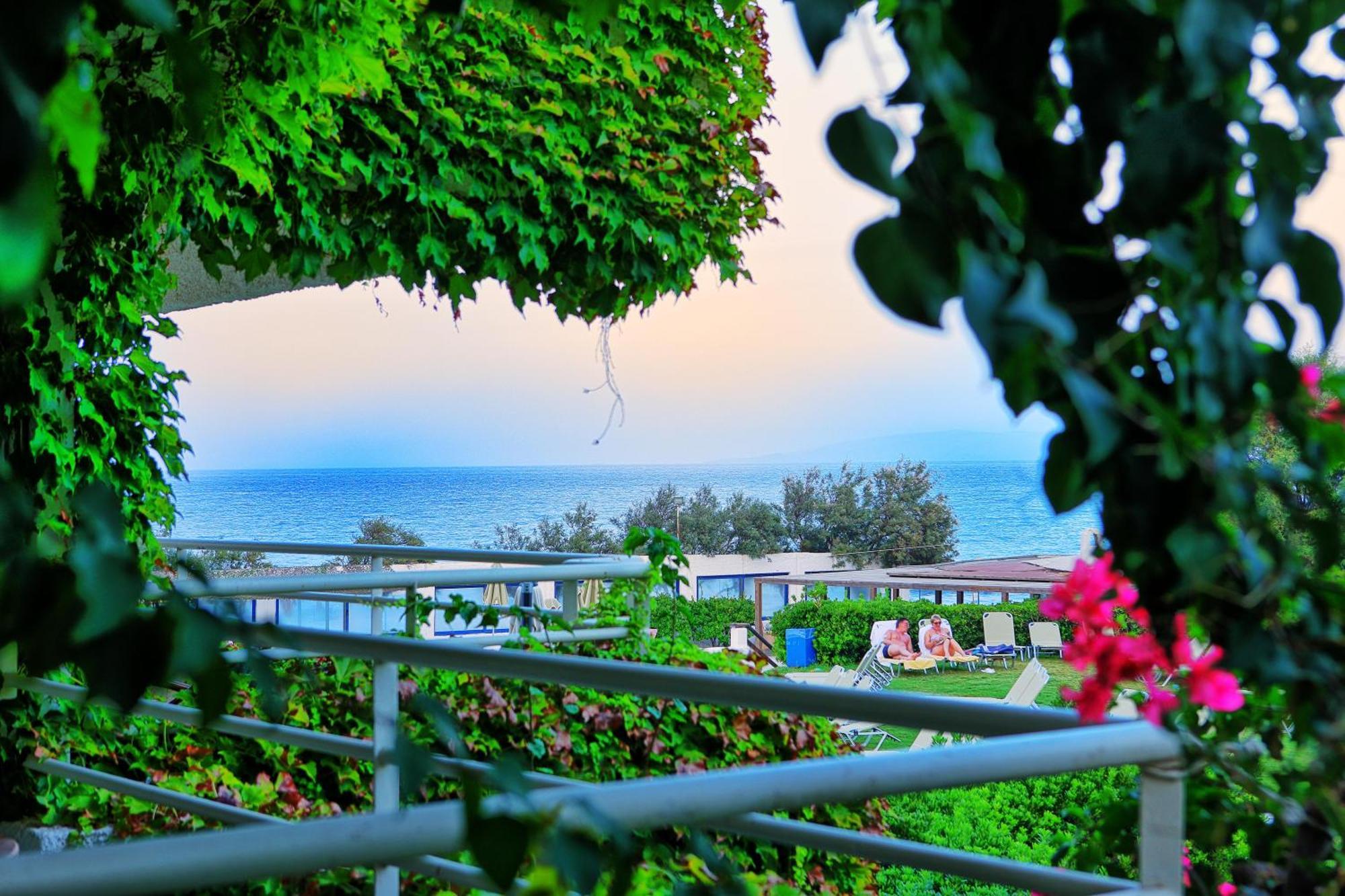 Apollonia Beach Resort & Spa Amoudara Lasithiou Buitenkant foto